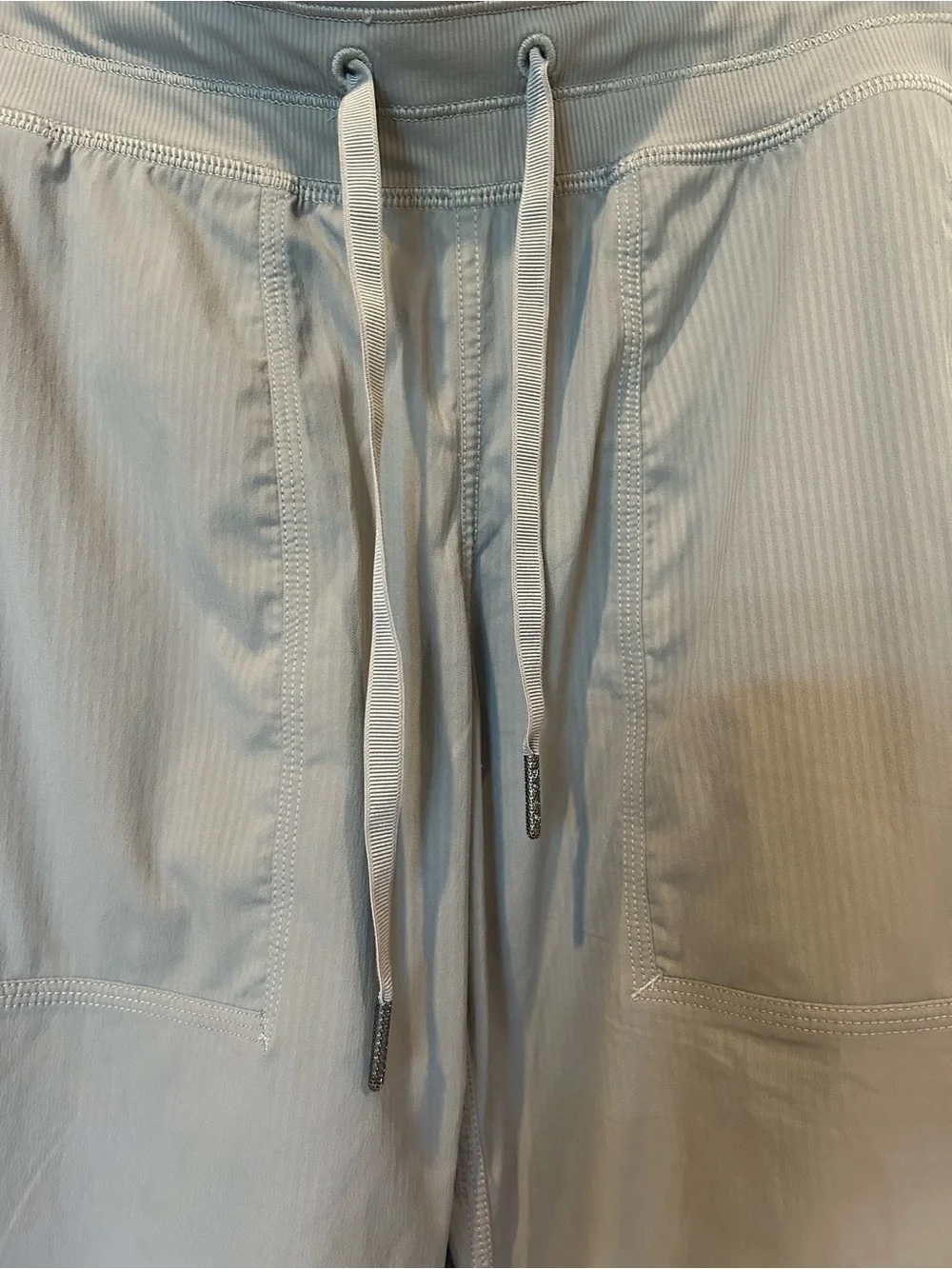Lululemon Sz 8 regular, Dance Studio pants, EUC - Picture 5 of 7